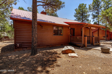 1761 Bison Court, Show Low, Arizona 85901, Bedrooms, ,Bathrooms,Residential,For Sale,Bison,256661