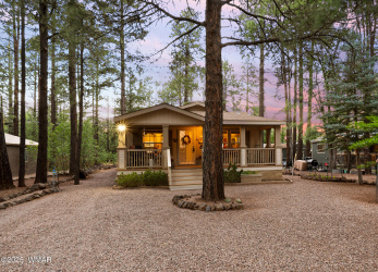 4236 Blue Ridge Loop, Pinetop, Arizona 85935, Bedrooms, ,Bathrooms,Residential,For Sale,Blue Ridge,256672