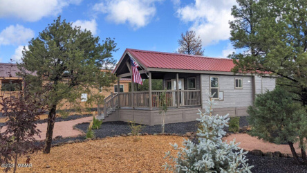 2746 Columbia Lane, Overgaard, Arizona 85933, Bedrooms, ,Bathrooms,Residential,For Sale,Columbia,256718