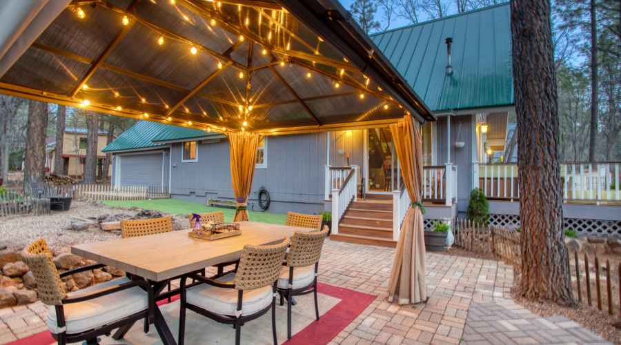 Enjoy Outdoor Dining