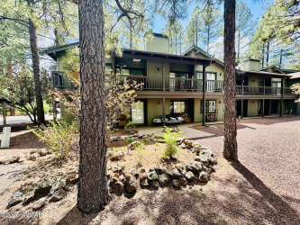 4568 Resort Loop Loop, Pinetop, Arizona 85935, Bedrooms, ,Bathrooms,Residential,For Sale,Resort Loop,256770