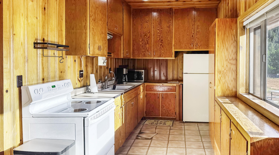 17 - Main House Kitchen