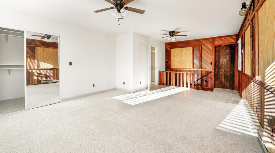 27 - Upstairs Master Suite (2)