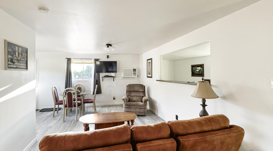 62 - Guest House Living Room (2)