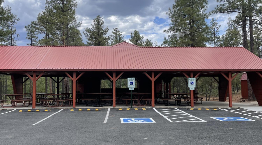 Park Model Clubhouse Picnic