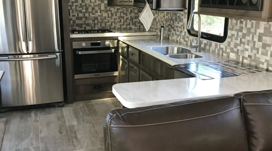 5th Wheel Kitchen