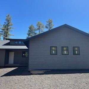 Exterior of Mariposa