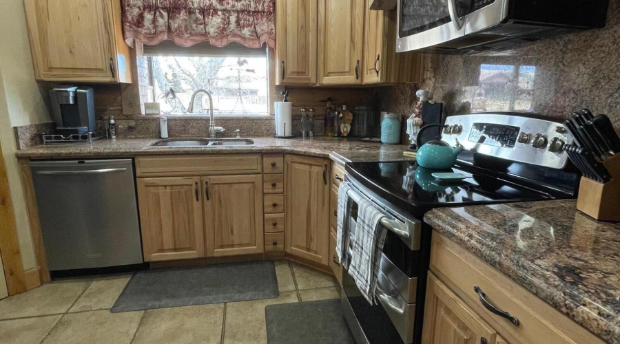 183 Becker Lake, Springerville