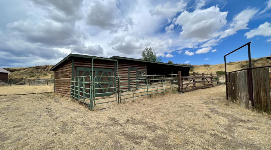 183 Becker Lake, Springerville
