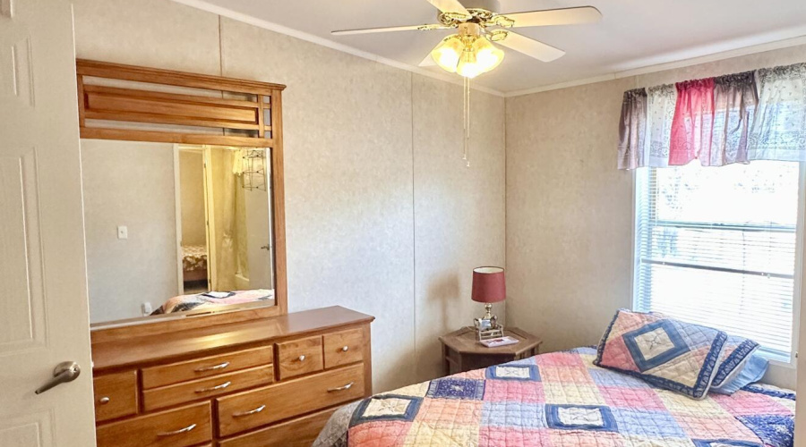 BEDROOM 5 W/ JAND JILL BATH