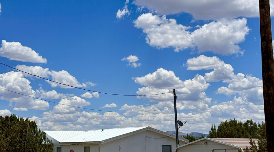 PRIMARY IS FENCED AND CROSS FENCED