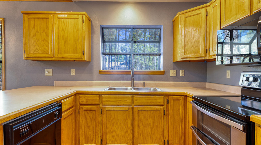 photo(17) 950 Cooper Lane LS Jenn 0705