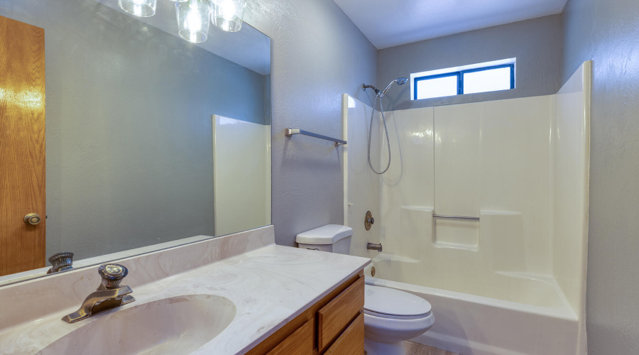 photo(24) 950 Cooper Lane LS Jenn 0705