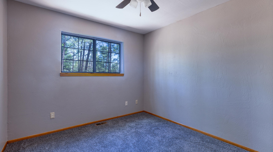 photo(25) 950 Cooper Lane LS Jenn 0705