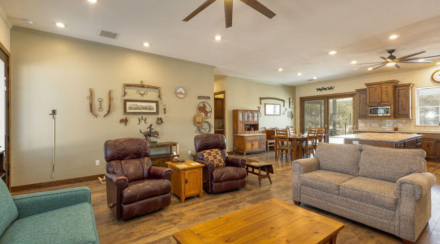 13-web-or-mls-photo(13) 828 N Gun Creek