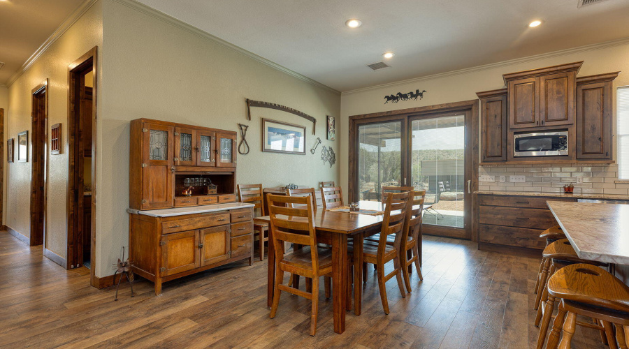 14-web-or-mls-photo(14) 828 N Gun Creek