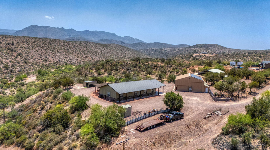 54-web-or-mls-photo(54) 828 N Gun Creek