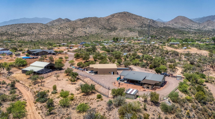 56-web-or-mls-photo(56) 828 N Gun Creek