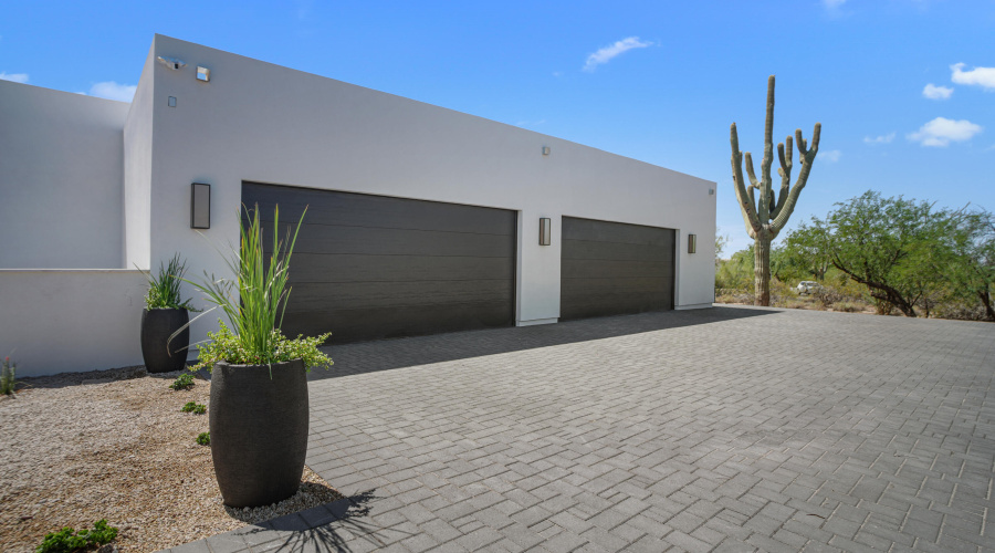 4 car garage