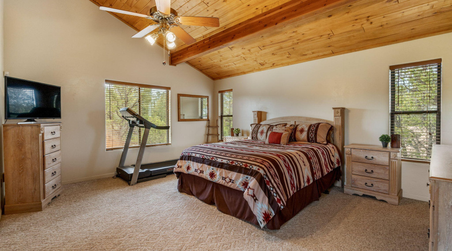 2781AirParkDr-Overgaard-AZ-14