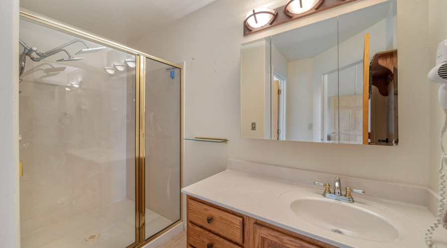 2781AirParkDr-Overgaard-AZ-17