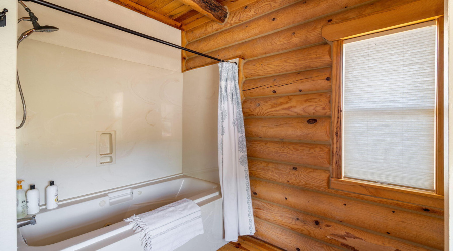 100MainSt-Greer-AZ-15