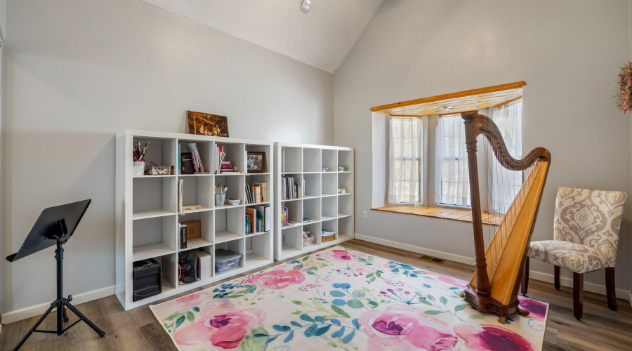 2nd Bedroom downstairs