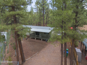 1899 Whipple Street, Show Low, Arizona 85901, Bedrooms, ,Bathrooms,Residential,For Sale,Whipple,257065