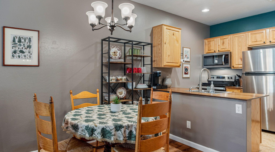 2385QuarterHorseTrl-Unit113-HeberOvergaa