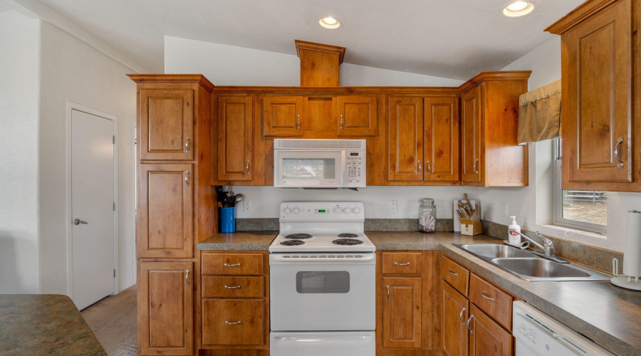 42765US180-Alpine-AZ-10