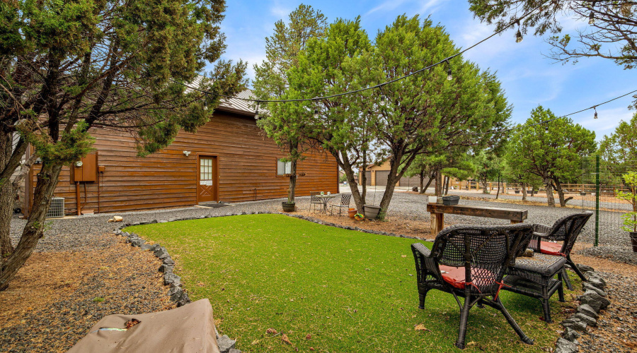 2344HellcatCir-Overgaard-AZ-32