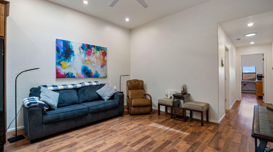 2344HellcatCir-Overgaard-AZ-36