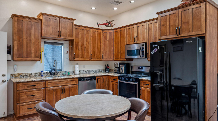 2344HellcatCir-Overgaard-AZ-38