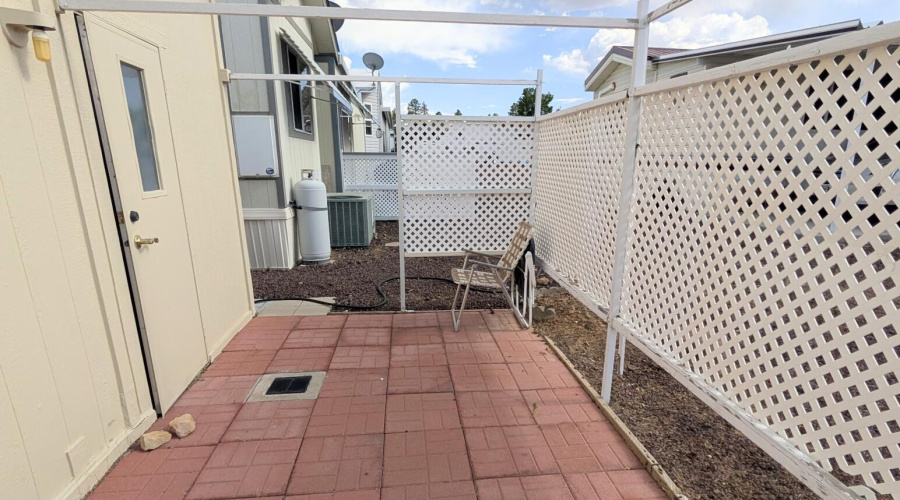 PXL_20250628_232043930~2