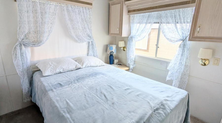 PXL_20250628_231834391.MP~2