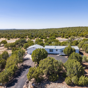 21 CR 3205, Vernon, AZ 85940