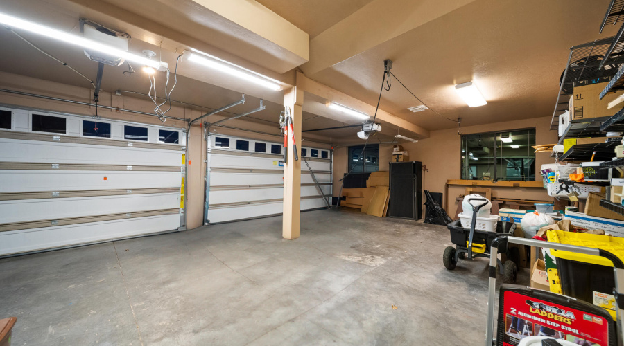 3 Car Garage