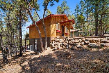 596 Walnut Creek Loop, Pinetop, Arizona 85935, Bedrooms, ,Bathrooms,Residential,For Sale,Walnut Creek,255418