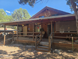 2145 Fishermans Road, Overgaard, Arizona 85933, Bedrooms, ,Bathrooms,Residential,For Sale,Fishermans,257198