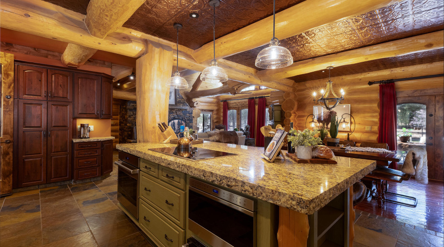 Kitchen Island & Coffee Bar