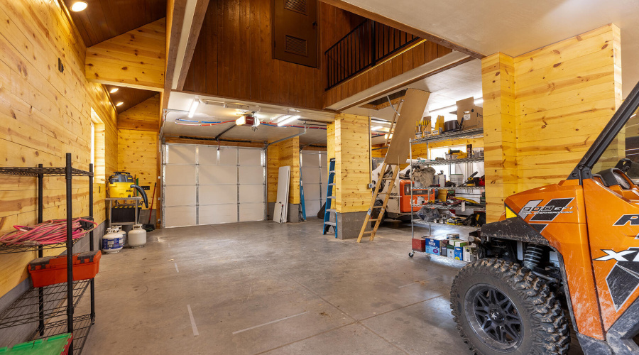 Detached Garage Parking