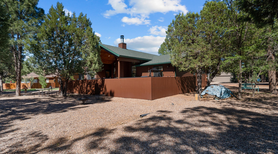 Back View with Dog Run