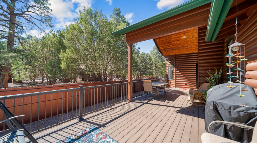 Private Back Deck
