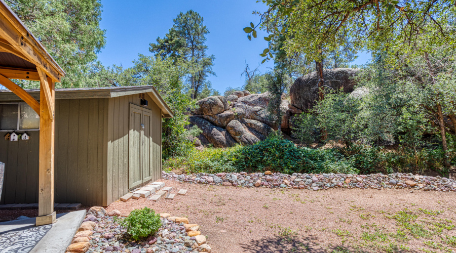 PAX_8713_AuroraHDR2019-edit