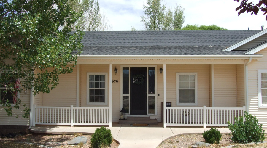 Beautiful Snowflake Home