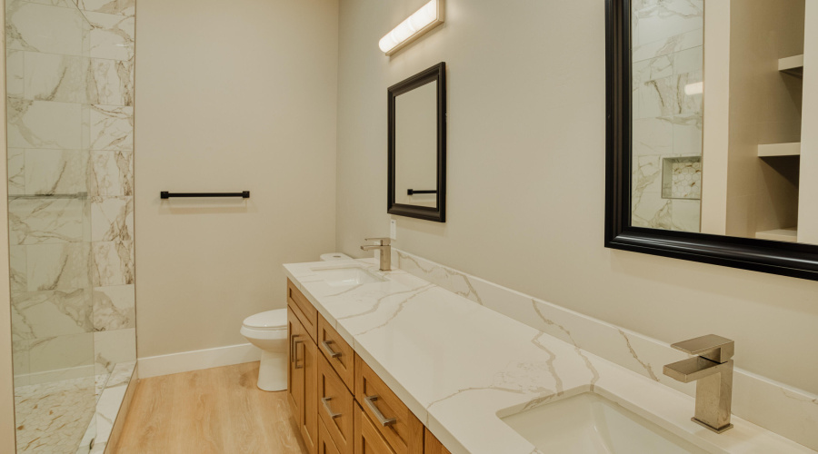 Luxurious Master Bath