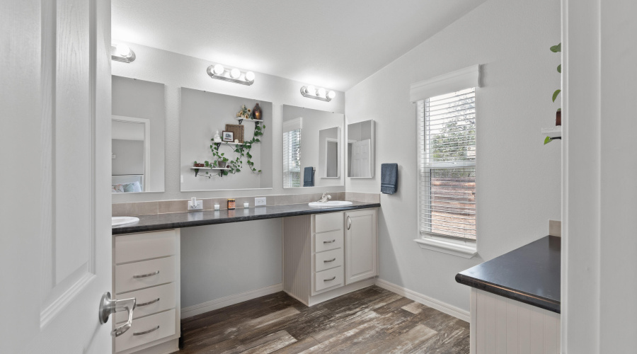 Brian Durbin Photo Primary Bath