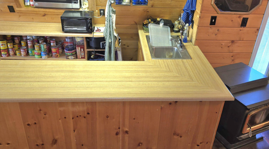 Int Kitchen fr Stairs