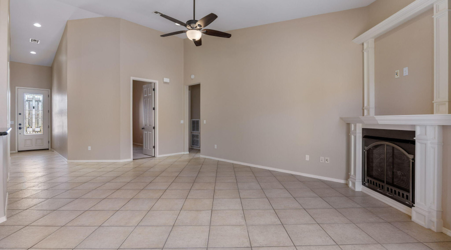 1058EAdamsSt-Snowflake-AZ-8