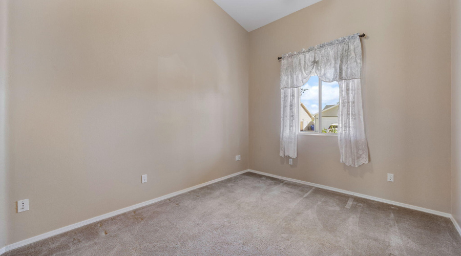 1058EAdamsSt-Snowflake-AZ-20